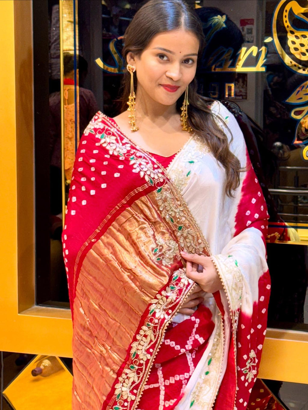 Red And White Gaji Silk Bandhej Saree