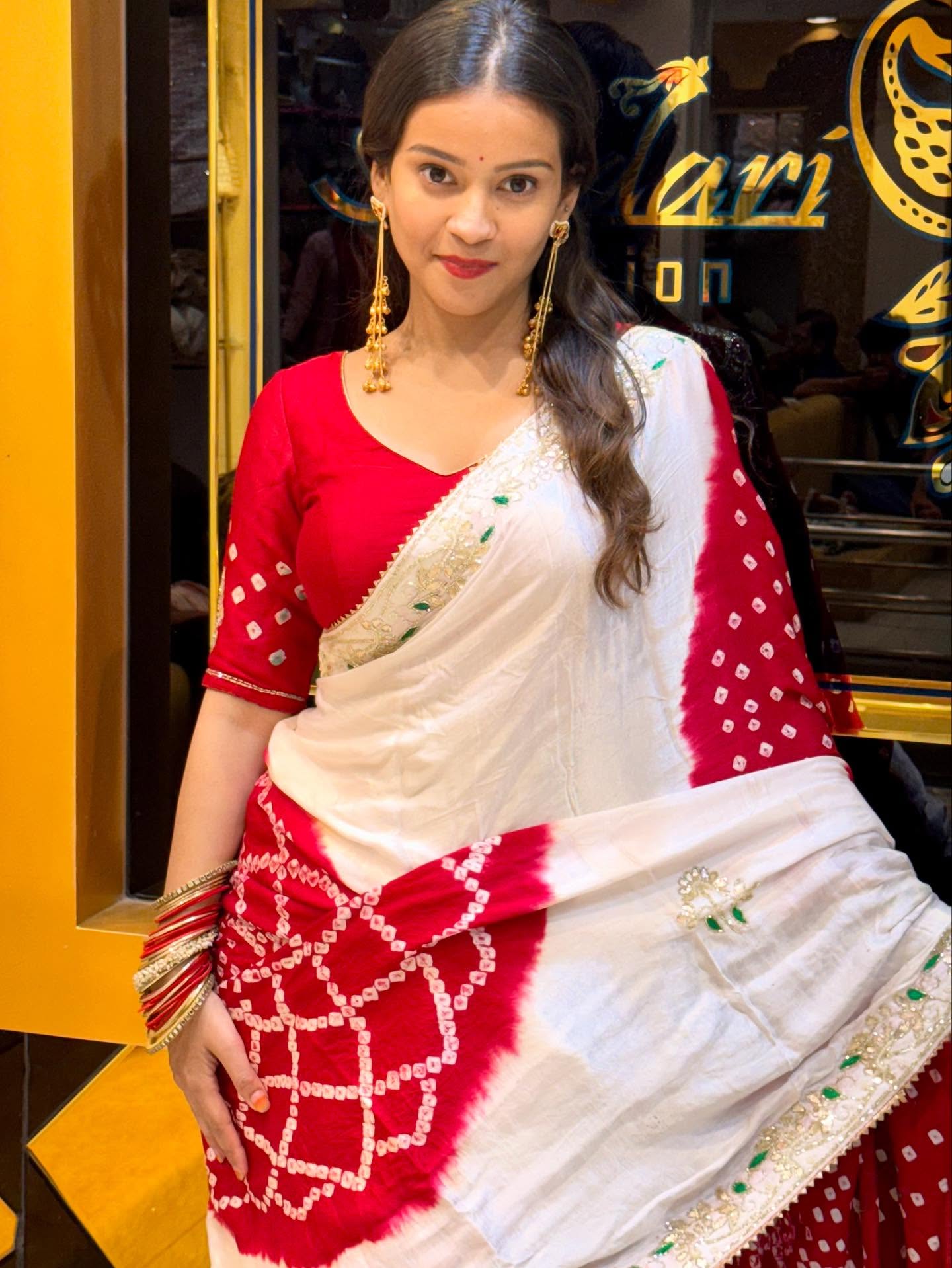 Red And White Gaji Silk Bandhej Saree