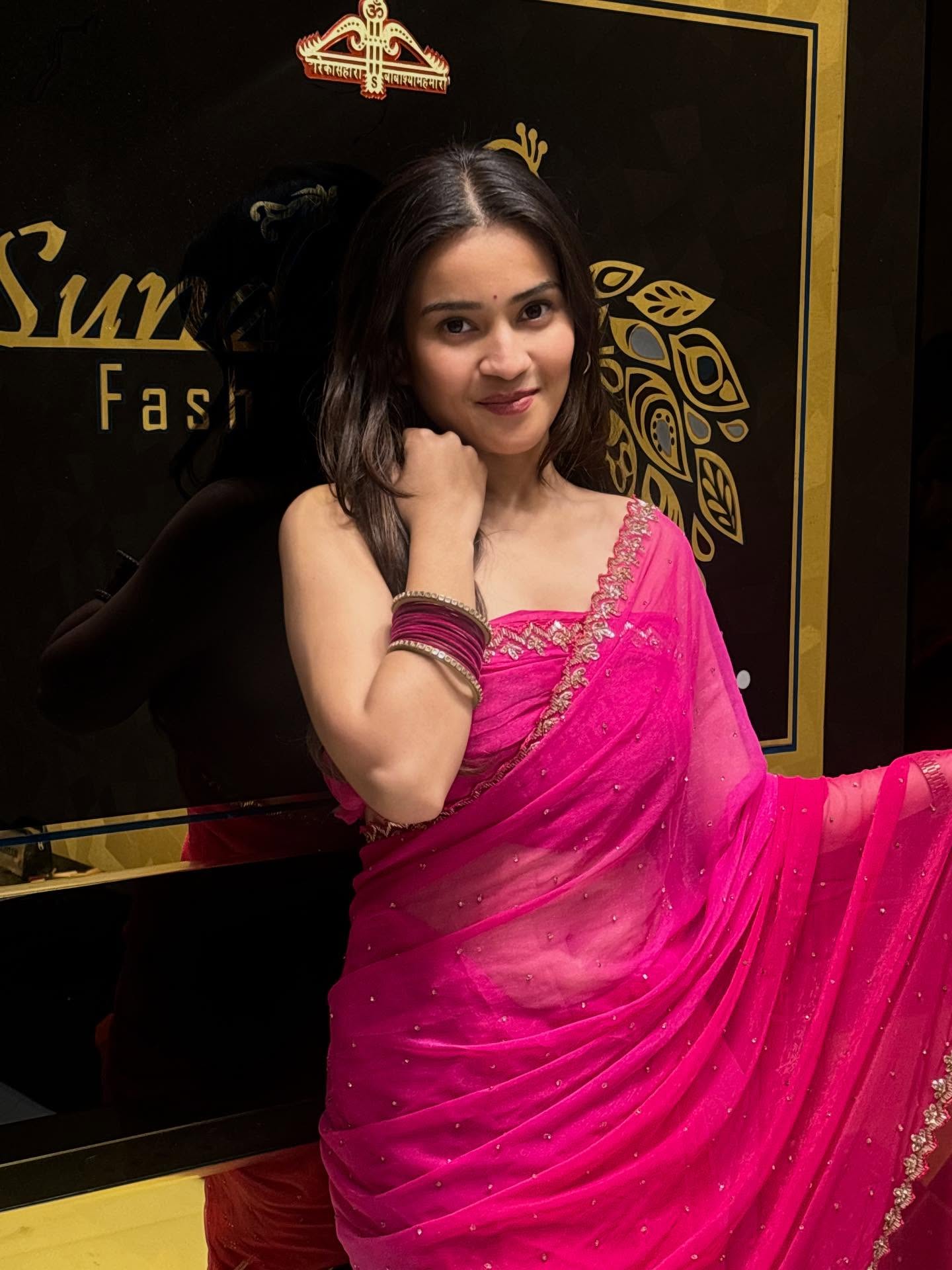 Hot Pink Handwork Ombre  Saree (114)