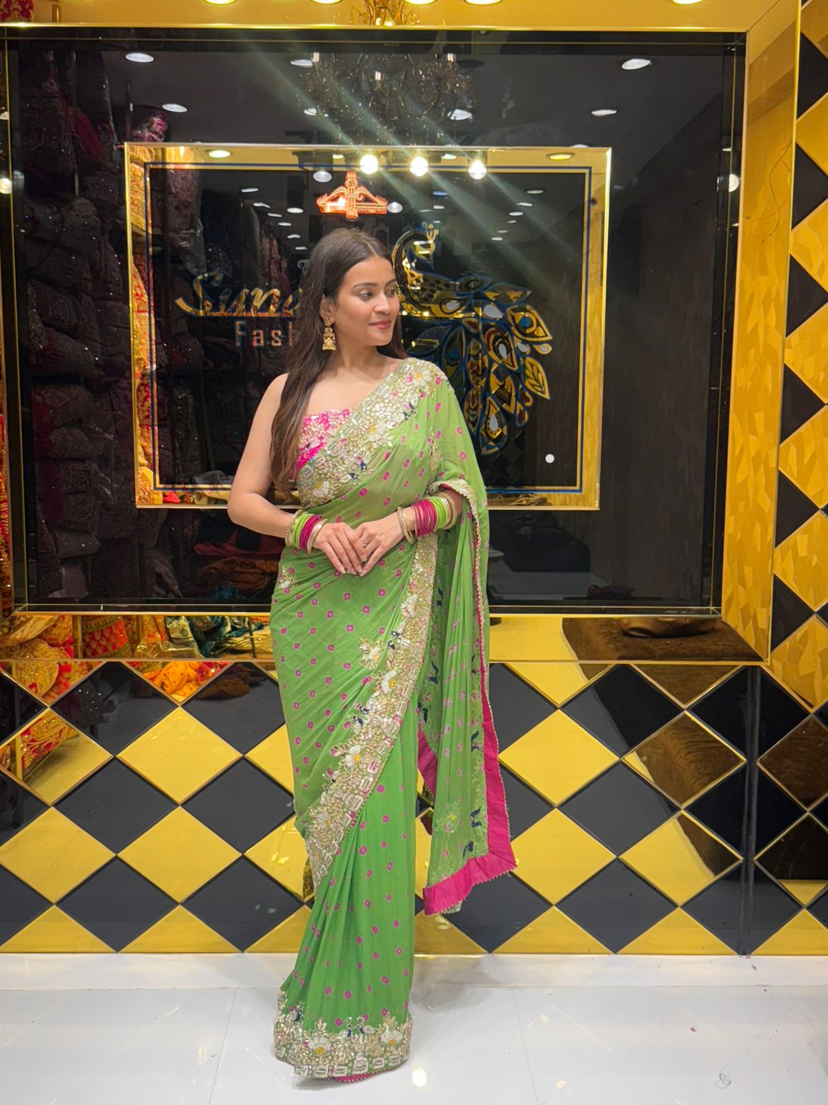 Green Colour Pure Chiffon Bandhani Heavy Handwork Saree (168)