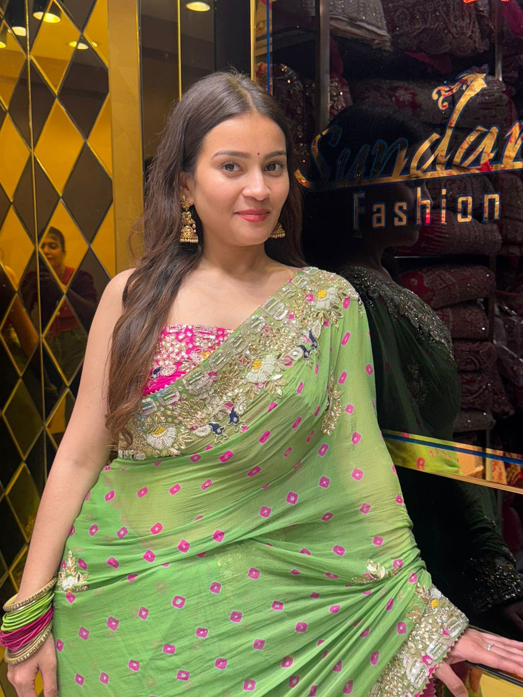 Green Colour Pure Chiffon Bandhani Heavy Handwork Saree (168)