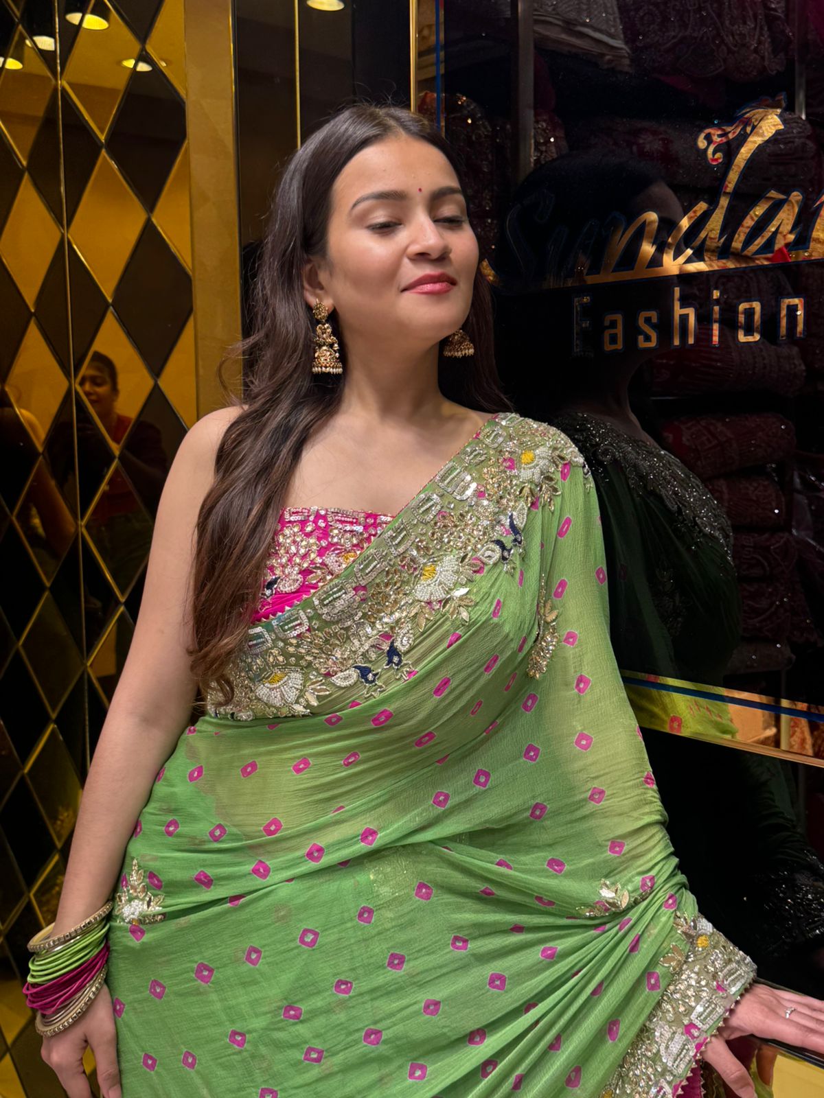 Green Colour Pure Chiffon Bandhani Heavy Handwork Saree (168)