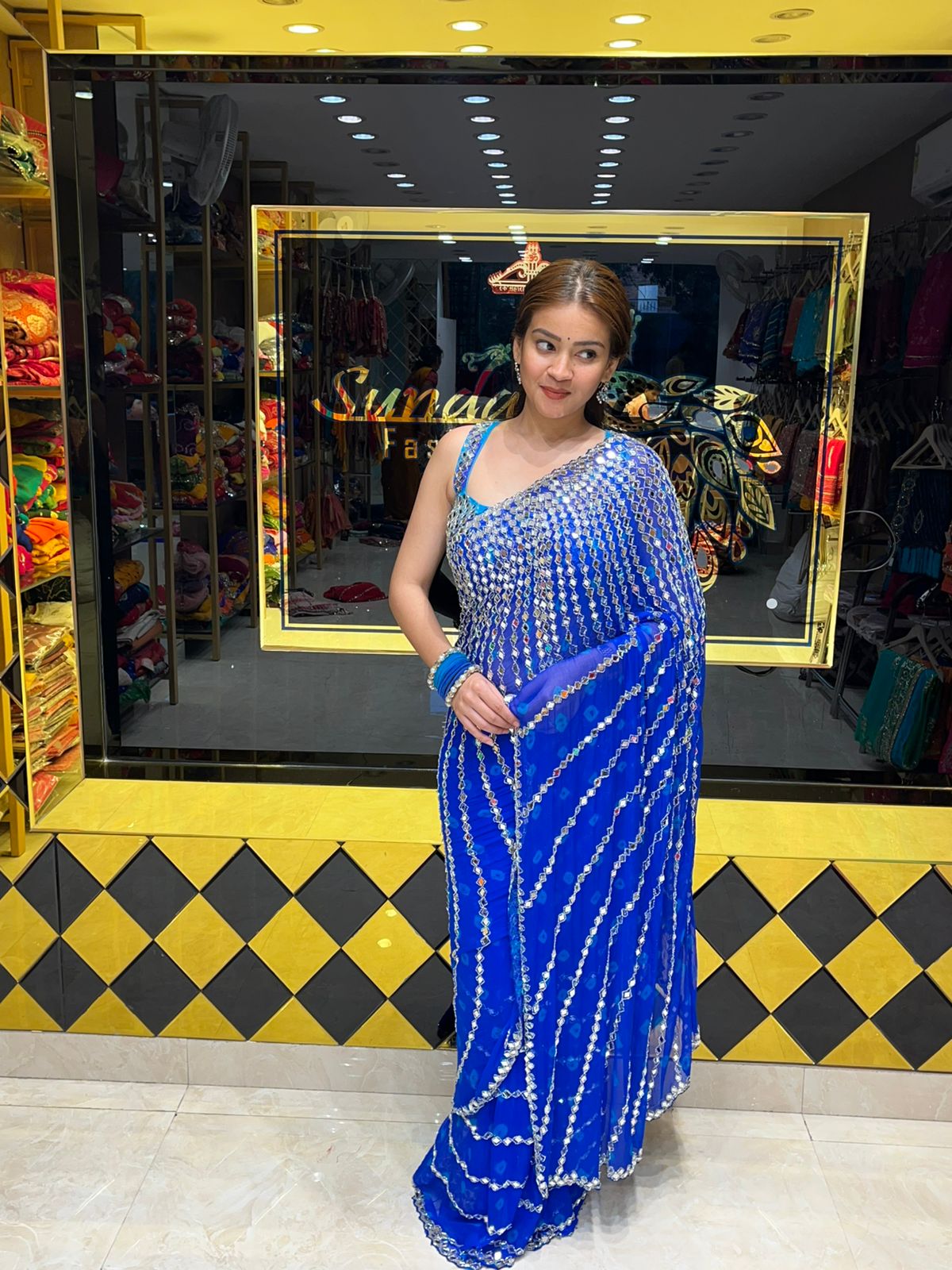 Bandhani Exclusive Mirror Handcrafted Saree (338)