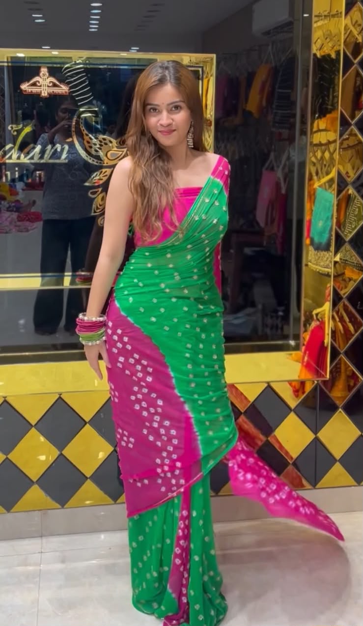 Dual Shade Bandhani Katdana Handcrafted Saree (S70)