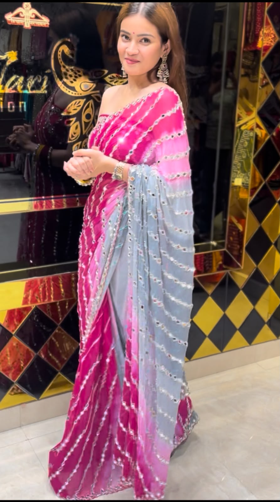 Dual Shade Mirror Lehriya Handcrafted Saree (384)