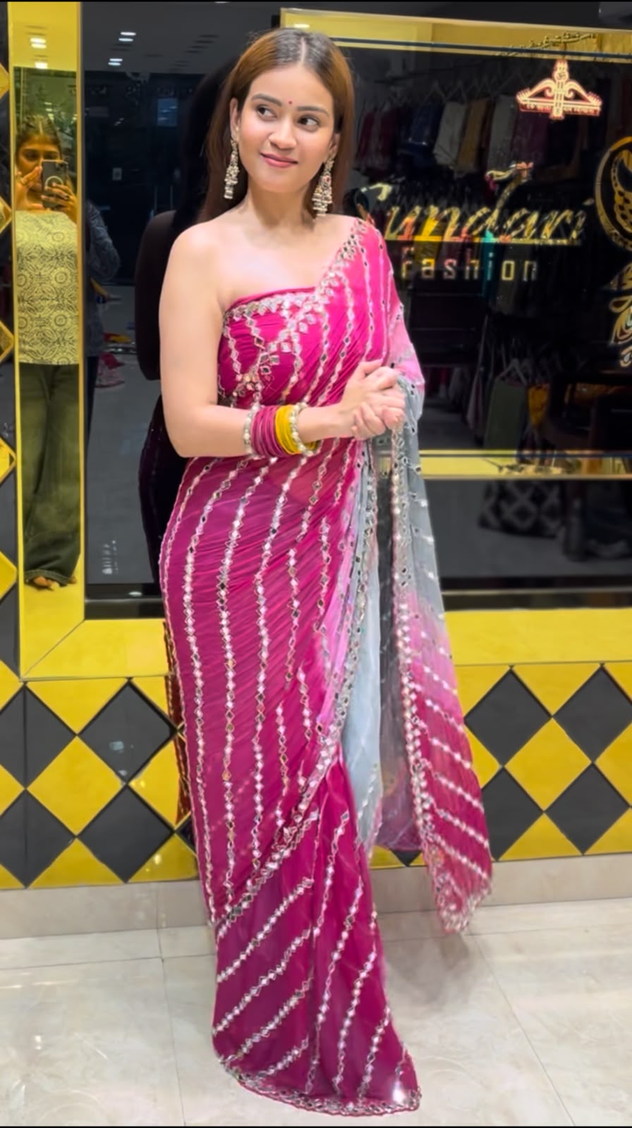 Dual Shade Mirror Lehriya Handcrafted Saree (384)