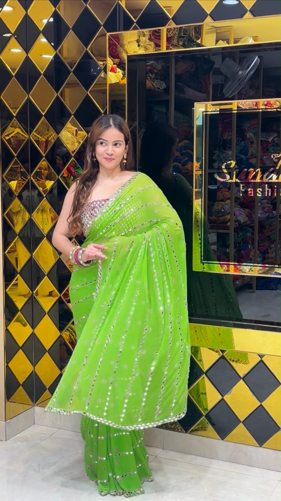 Green  Bandhani Mirror Work Saree (402)