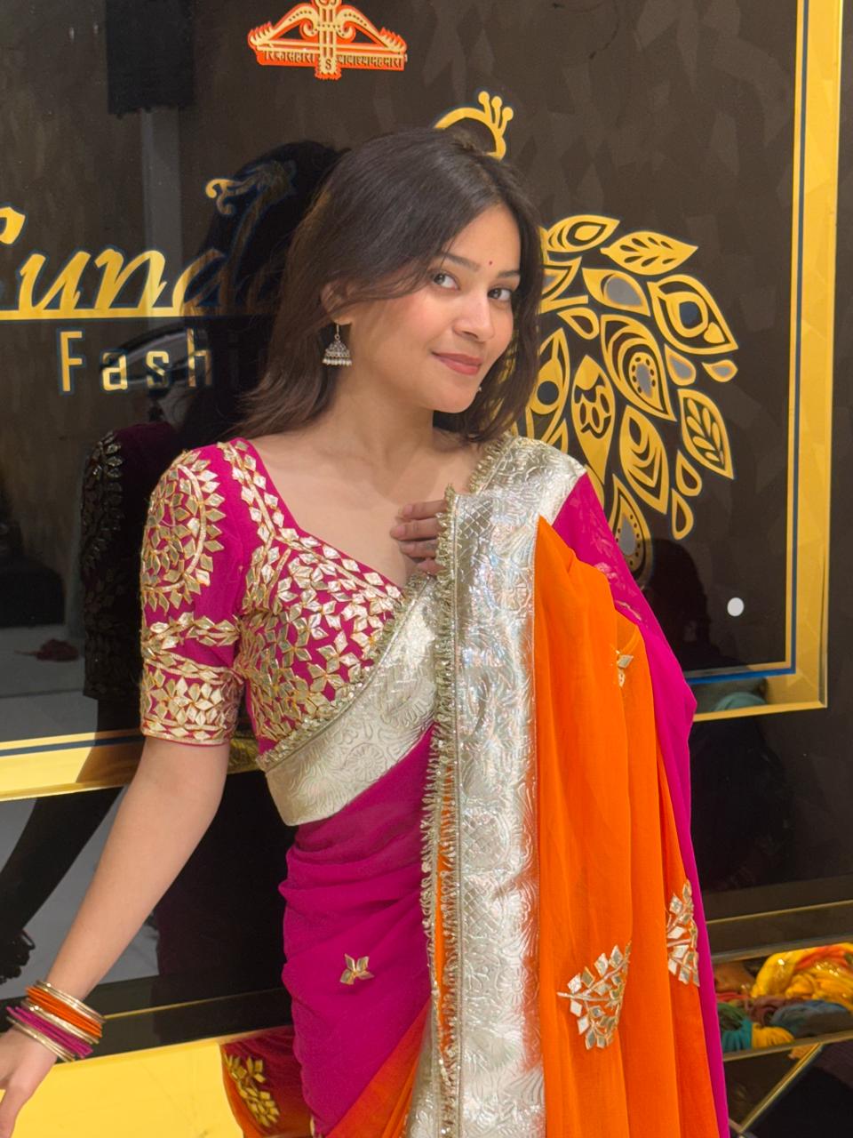 Aangi Blouse Beautiful Gotapati Saree (116)